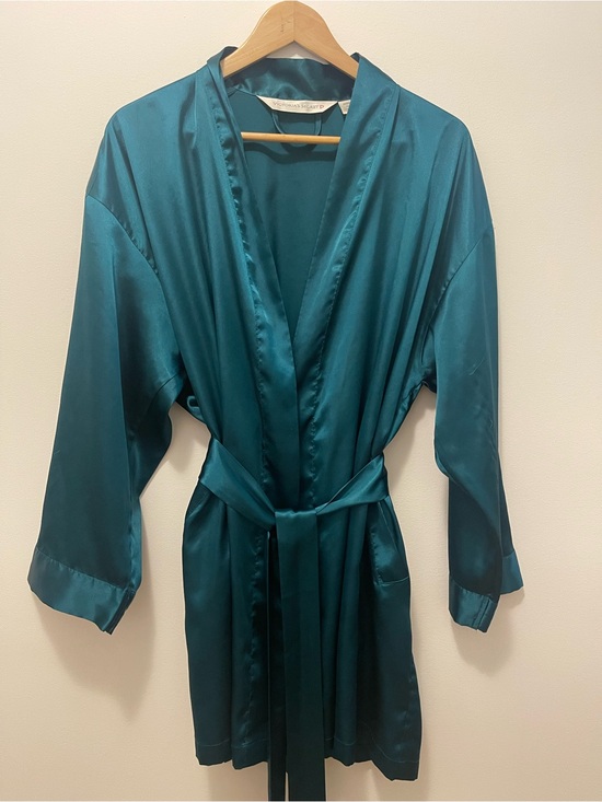 Victoria's Secret Other - Victoria's Secret Dark Green Satin Short Kimono Robe with Waist Tie